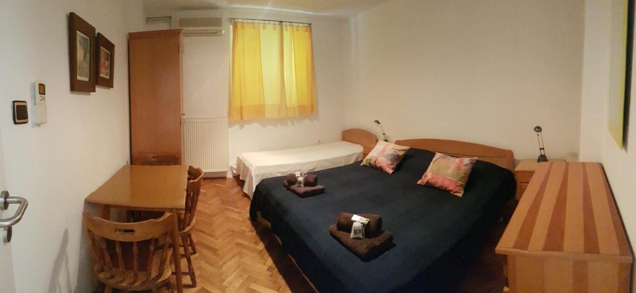 Rados - 4 Sterne, 4 Fuer Maximal 22 Gaeste Apartment